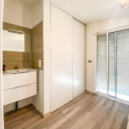 Проживание в семье Villa Zenith